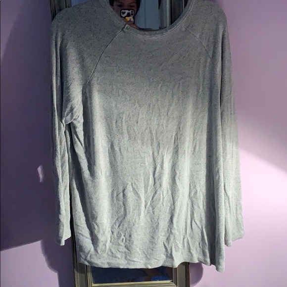 oversized BM grey long sleeve - Picture 2 of 2